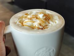 烤巴旦木牛乳拿铁-星巴克臻选(成都宽窄巷子店)