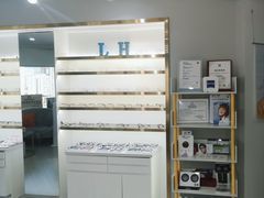 -视野联行眼镜蔡司·依视路官方授权店(顺城店)