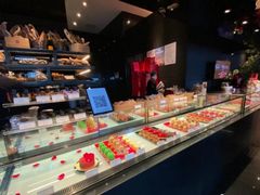 -Salon de The de Joel Robuchon(外滩18号店)