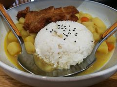 咖喱猪排饭-About Bistro關於·泰式家庭料理