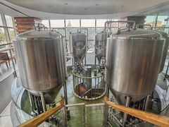 -The BREW·酿餐厅(浦东嘉里大酒店)