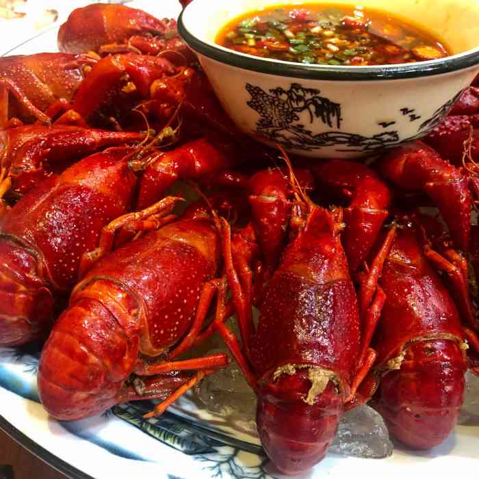 望江门小龙虾·靓虾(西湖店)-"又是下雨天卡着最后一天去用特权,小
