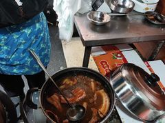 -梁阿婆廿年老牌扣肉糯米饭