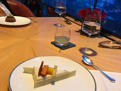 -迪拜帆船酒店海底餐厅