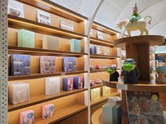 -上海三联书店READWAY(华中首店)