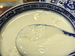 -广信牛奶甜品世家(台东店)