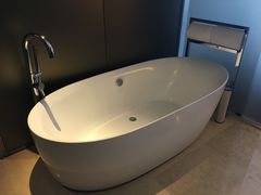 -广州天河希尔顿酒店