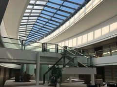 -上海滴水湖皇冠假日酒店