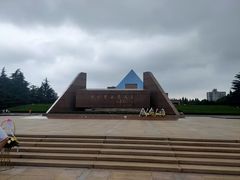 -上海市龙华烈士陵园