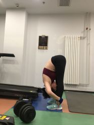 -爱空间美睫健康美甲