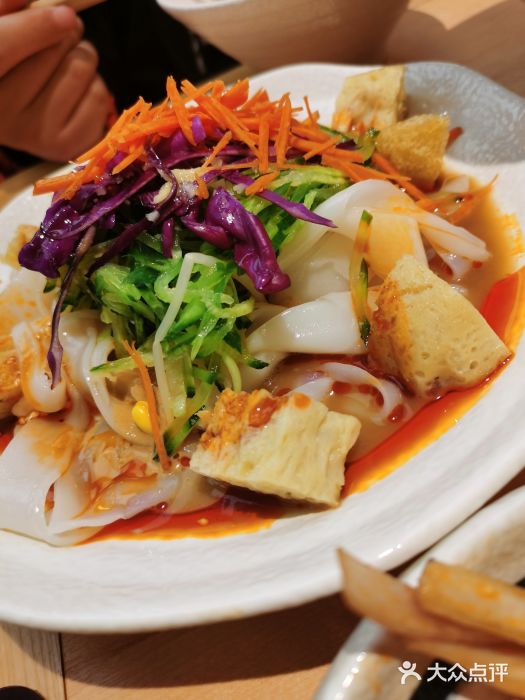 剪花娘子陕西面馆(襄阳悦活荟店)娘子招牌凉皮图片