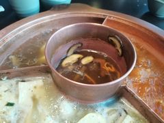 -滇釜火锅·能喝汤的火锅(车公庄店)