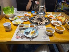-唯成•韩国炭火烤肉 유성고기