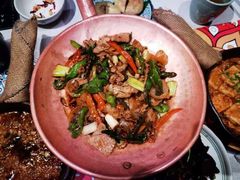 -云海肴·汽锅鸡·云南菜(天山百盛优客店)