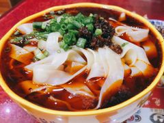 老妈面红汤-易老妈蹄花.特色川菜(人民公园总店)