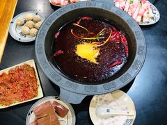 -重庆故事姊妹老火锅(财经学院店)