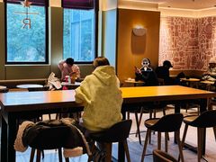 -星巴克臻选(上海中环广场2F店)