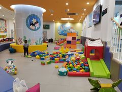 -戊辰亲子游泳俱乐部