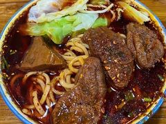 极品牛肉面-蒋六十八梯眼镜面(狮子坪店)