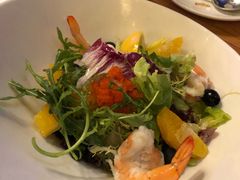 香橙蟹籽大虾沙律-MR.ROCKY洛奇先生RESTAURANT&BAR(宝安壹方城店)
