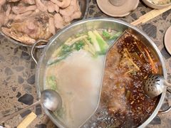 -肖肖酸萝卜鱼火锅(总店)