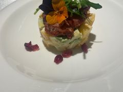牛油果烤鸭肉塔塔-晶雅花园西餐厅(南京首店)