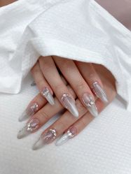 -UU·NAIL美甲美睫專門店