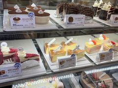 -85度C(生甜甜圈研究工坊·上海局门店)