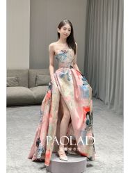 -南京宝娜嫁衣婚纱礼服馆(中央路店)