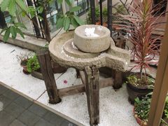 -冰冰龙虾·江湖菜·花园江景餐厅