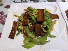 -南京金牛湖巨碗鱼头