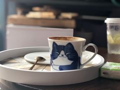 -喵屿·大理花园猫咖