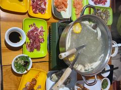 -养牛邓·潮汕牛肉海鲜自助火锅(广州店)