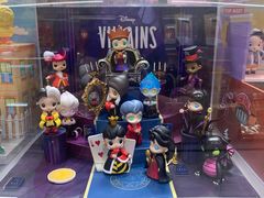 -泡泡玛特POPMART(蓝色港湾店)