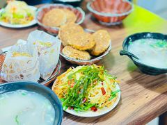 小凉菜-万红路羊汤烧饼店(将台路店)