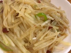 青椒土豆絲-乡土特色.冷锅鱼.牦牛肉汤锅