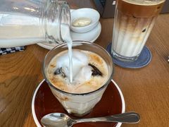 -ROAST coffee & eatery