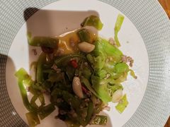 -头上红煨盐鸡·非遗院子餐厅