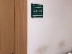 -上海市第六人民医院(临港院区)