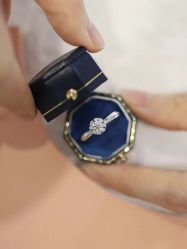 -珂兰钻石(美美2购物中心店)