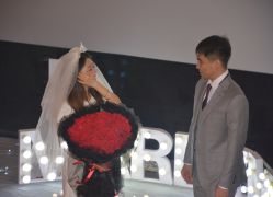 -德川洋服西服礼服订制·丽都皇冠店