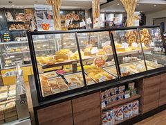 面包甜点陈列柜-欧式面包坊(青岛万象城店)