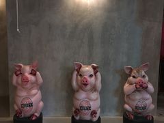-Naughty Nuri’s Phuket