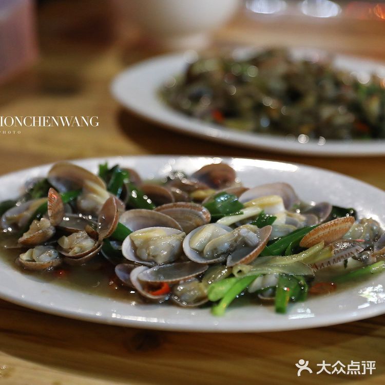 潮州的深夜海鲜档,才是开启真正的饕餮之旅的时间