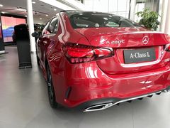 -上海德星奔驰(江杨南路店)