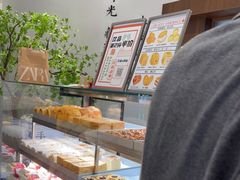 面包甜点陈列柜-君之狮子山·轻糖烘焙(松江印象城店)