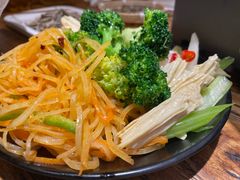 -平娃三宝烧烤·面食(南小街店)