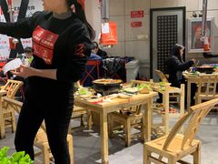 大堂-么肆烤肉·中式自助·烤肉大排档(街道口季佳PAI店)