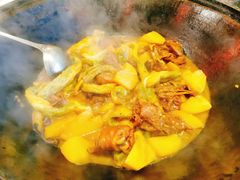 铁锅炖鸡-粗粮人家·东北菜(洋桥店)