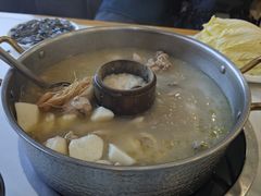 -朴小妹人参鸡汤火锅(长白山万达店)